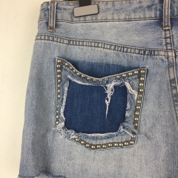 Band of Gypsies Rose Distressed Studded Jean Short - Picture 6 of 9